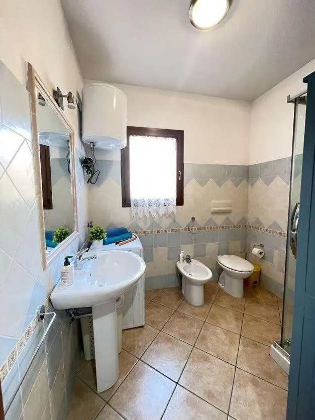 Nefhouse 83 Villa Tanaunella 0*,